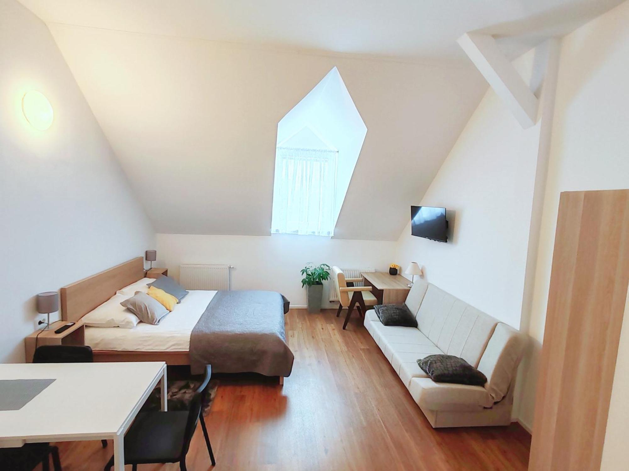 Lucky Center Ljubljana Apartment Exterior foto